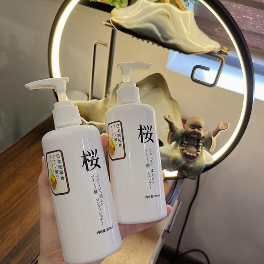 Sakura hair growth shampoo 300 ml - Deal IND.
